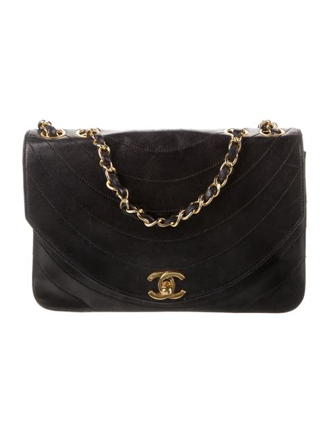 chanel halfmoon
